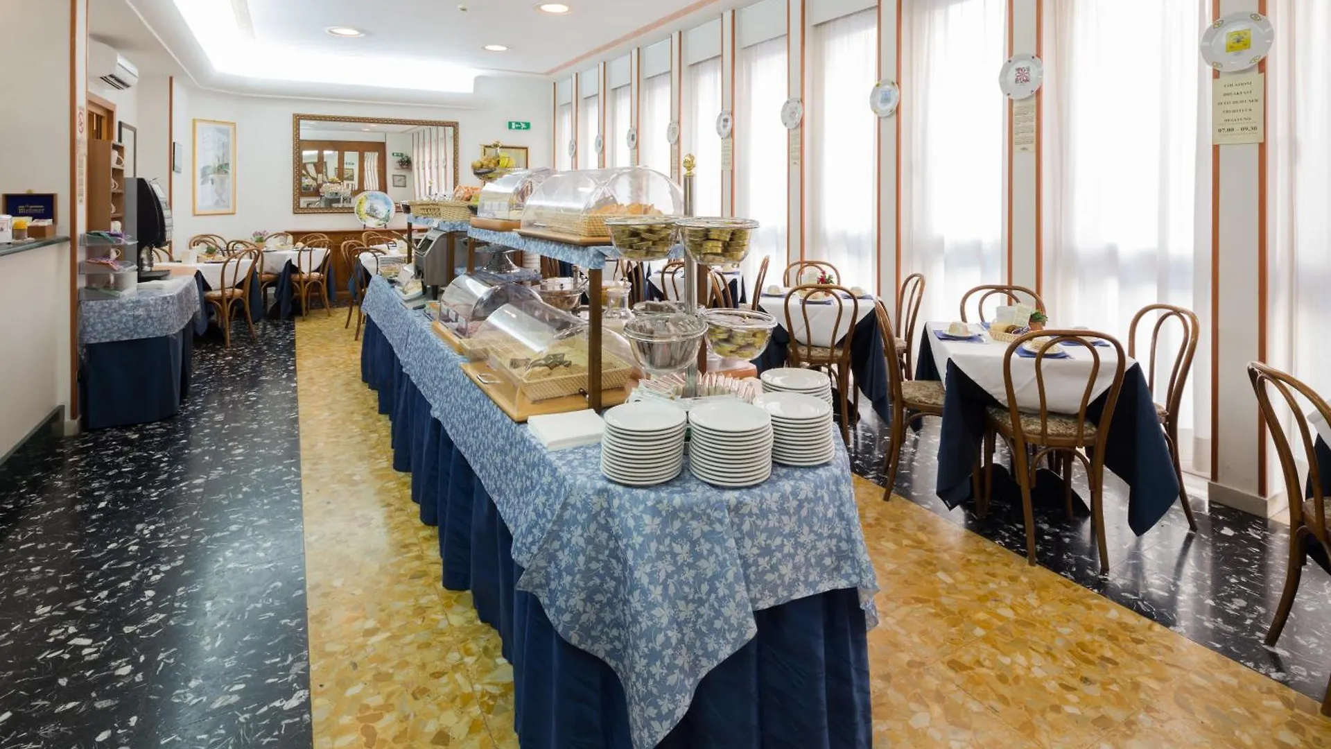 Hotel Terminus & Plaza Pisa 3*,  Italy