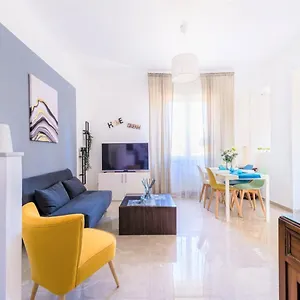 Hostly - Colorhome Midtown - Unique 3 With 3 Private Bathrooms Apartment