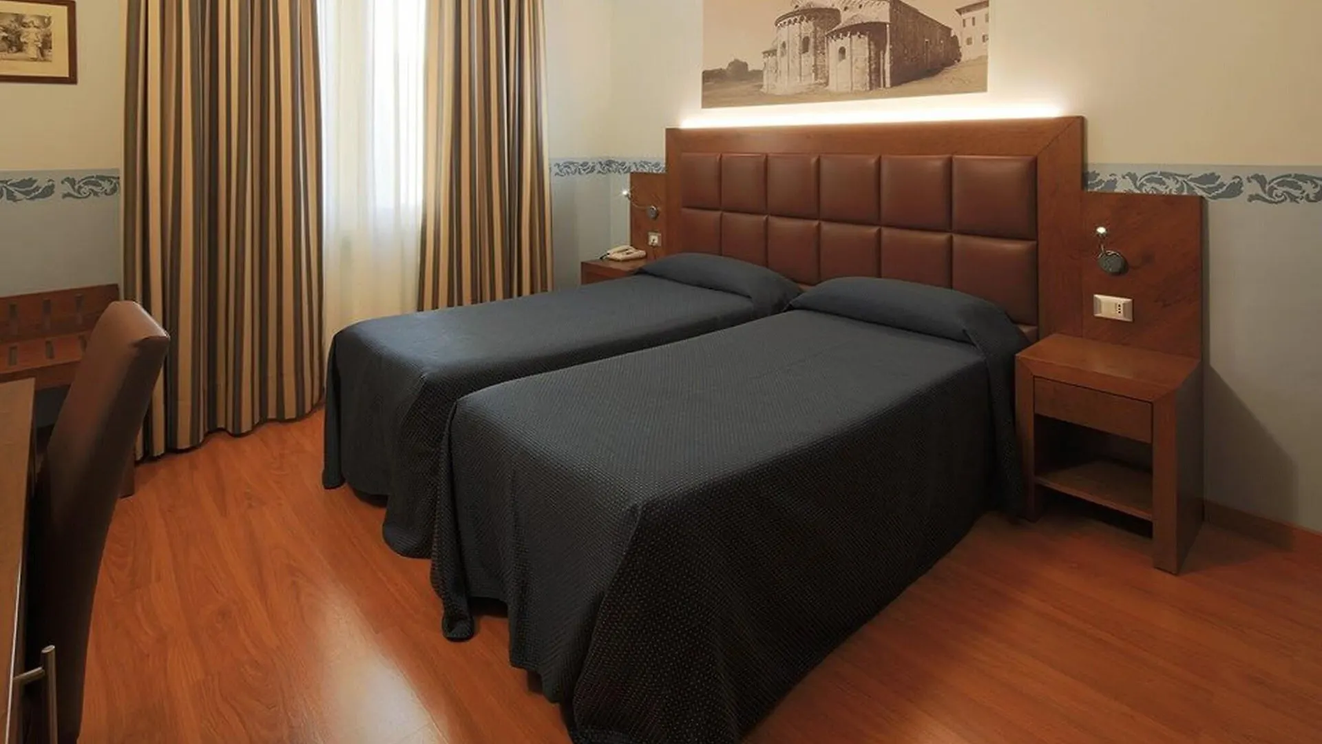 Hotel Terminus & Plaza Pisa 3*,  Italien