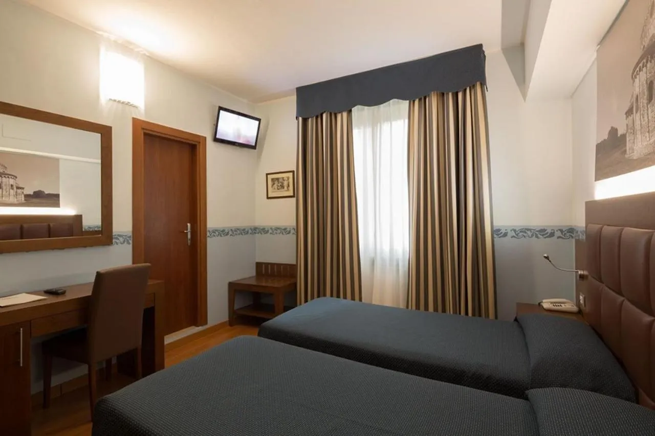 Hotel Terminus & Plaza Pisa
