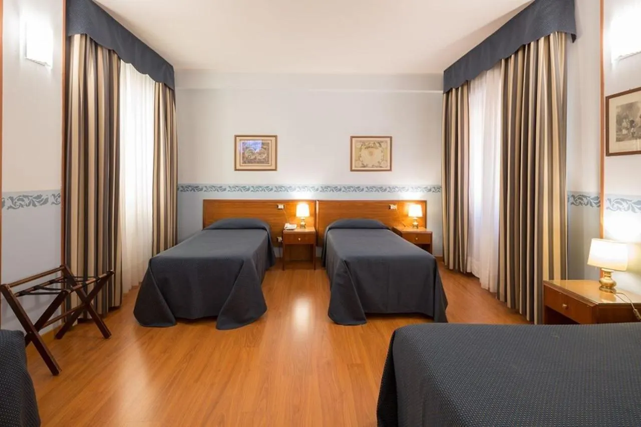 Hotel Terminus & Plaza Pise