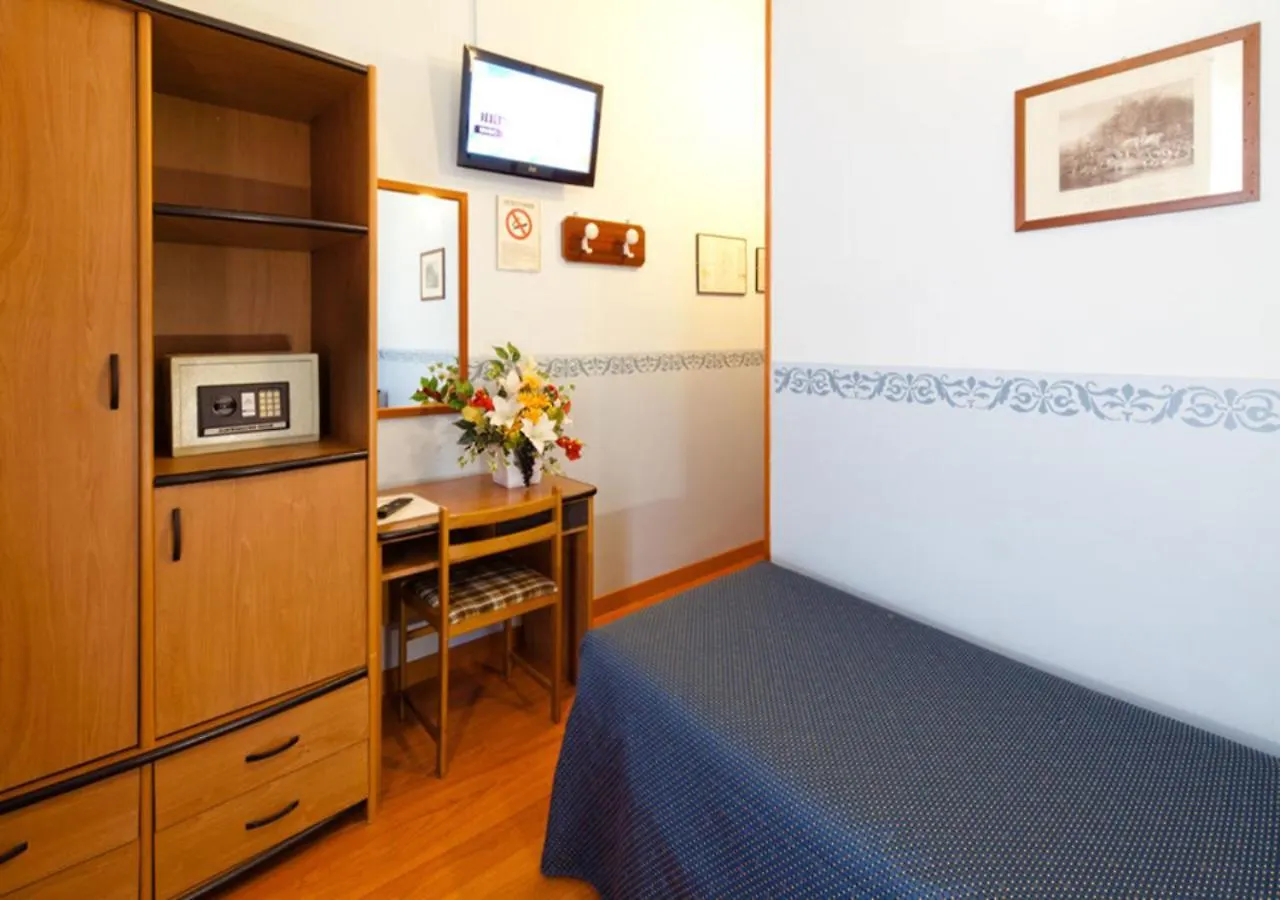***  Hotel Terminus & Plaza Pisa Italy