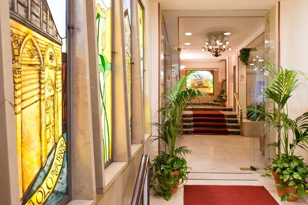Hotel Terminus & Plaza Pisa 3*,  Italy