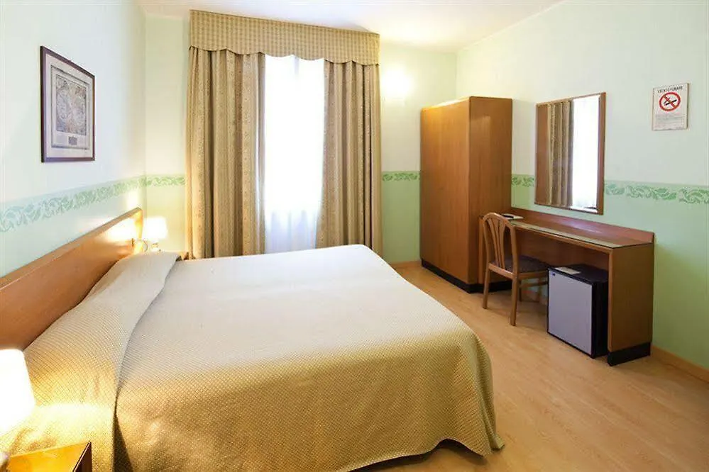 Hotel Terminus & Plaza Pisa