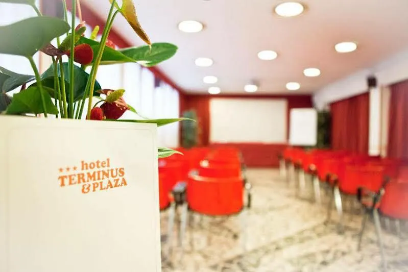 Hotel Terminus & Plaza Pisa 3*,