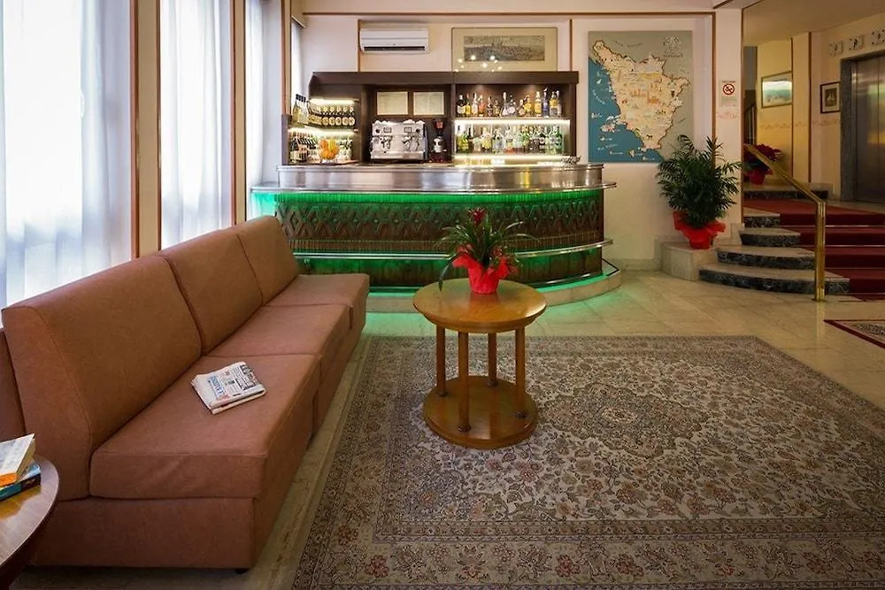 ***  Hotel Terminus & Plaza Pisa Italy